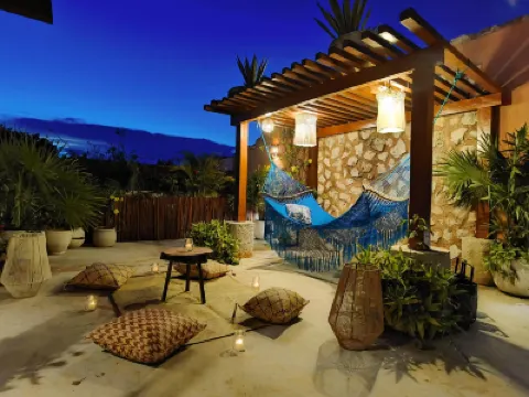 穆奇酒店 鄰近Parque de la Candelaria的酒店