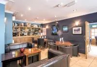 Dovedale Hotel and Restaurant - Beach