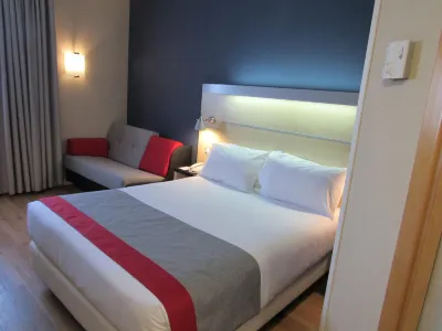 Holiday Inn Express Madrid - Alcorcon Hotel a 