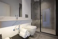 Aegean Apartments - Marina & Chios Island View