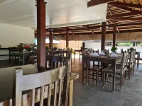 The Ananyana Beach Resort by SMS Hospitality - Aamiainen