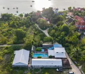 Badi's Place - Resorts