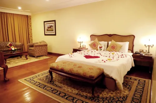 Dynasty Hotel - Gym