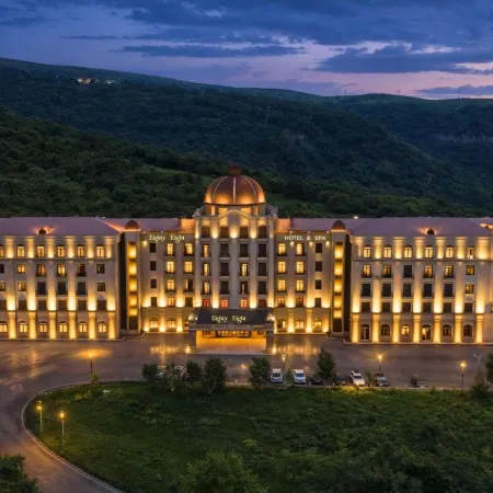 Eighty Eight Deluxe Hotel & Spa