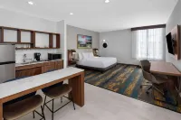 La Quinta Inn & Suites by Wyndham San Antonio at the RIM - Wifi
