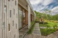 Seven Havens Residence - parking