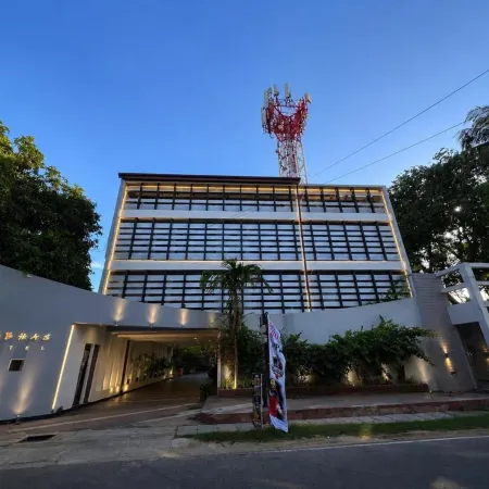 Subhas Tourist Hotel