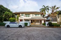 Seabreeze Family Retreat Pool Villa,Pet friendly - 駐車場