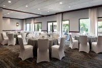 Marriott Riverside at the Convention Center فنادق في ريفرسايد