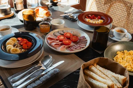 Ora Hotel Priorat, a Member of Design Hotels Отели в г. Эль-Масроч