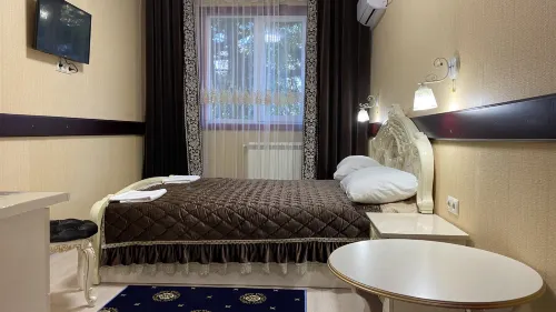 Zolotoj Lotos Hotel