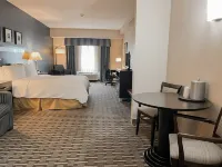 Holiday Inn Express & Suites MORTON PEORIA AREA by IHG - parking
