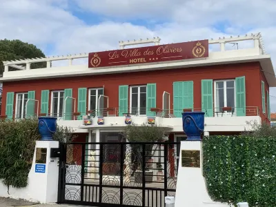 Hôtel La Villa des Oliviers Hôtels à : Cagnes-sur-Mer