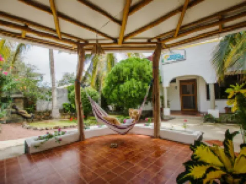 Hostal Sueños Silvestres Hotels near Galapagos Path