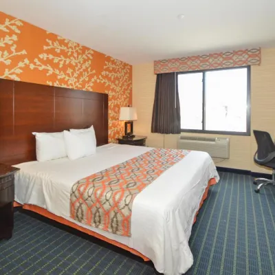 Corona Hotel New York - LaGuardia Airport Hotels near 111th Street