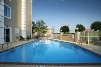 Wingate by Wyndham Hattiesburg - Pools