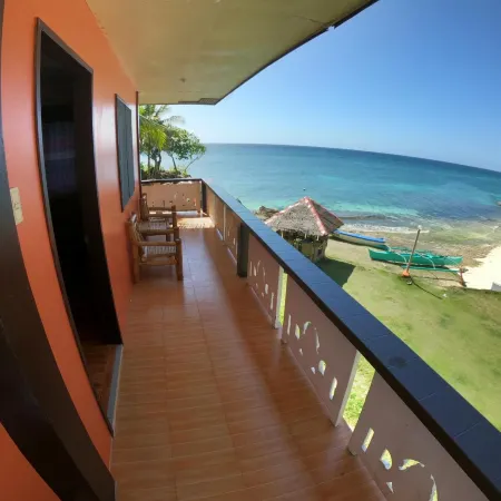 1Peace Beach Resort