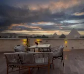 Giza Pyramids Inn Hotels in Nazlet El-Semman