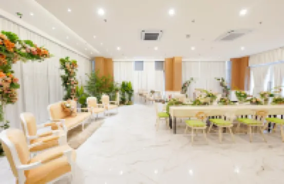 Heef Hotel Pasar Baru