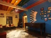 HappiNest - the Backpacker's Hostel Các khách sạn gần Khu ổ chuột Dharavi