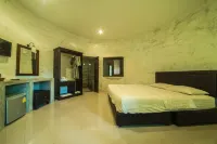 Sippa Hotspring Hotels in Mae On