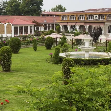 Jamal Resorts