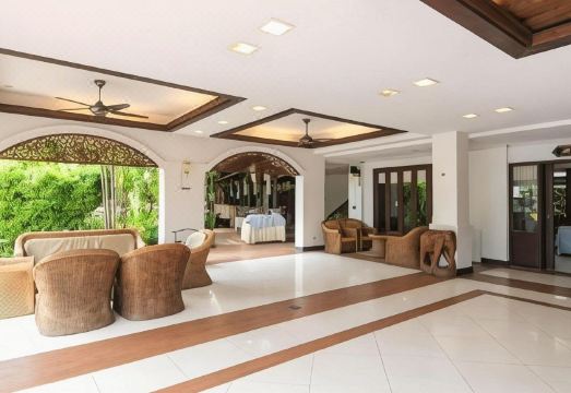 위차이라차 하우스