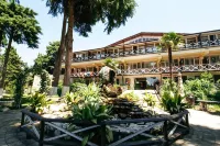 Pitsunda Hotel のホテル