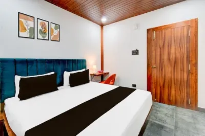 Hotel M Hyatt Các khách sạn gần Chowmahalla Palace