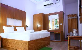 Laxmi Continental Resort