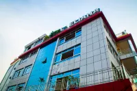 호텔 엘리아나 키와툴레  호텔