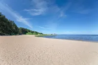 Lukomorie Hotels in Pechorsky District