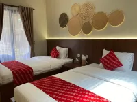 Hotel Omah Soemantri - servizio colazione