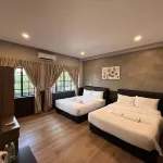 Concrete Jungle Cabin Отели в г. 