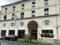 Hôtel L'Univers Hôtels à : Châtellerault