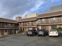 Crown Lodge Motel - Motels