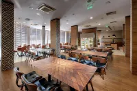 Best Western Plus Premium Inn - breakfast