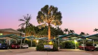 Trinity Beach Pacific - parking