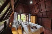 Kelingking Terrace Cottage