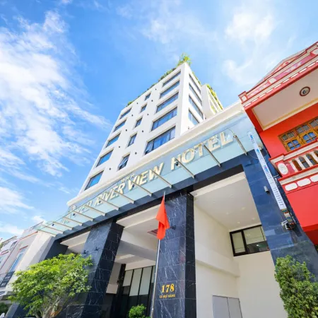 Red River View Hotel