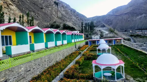 Hotel Mountain Lodge Skardu - Parkplatz