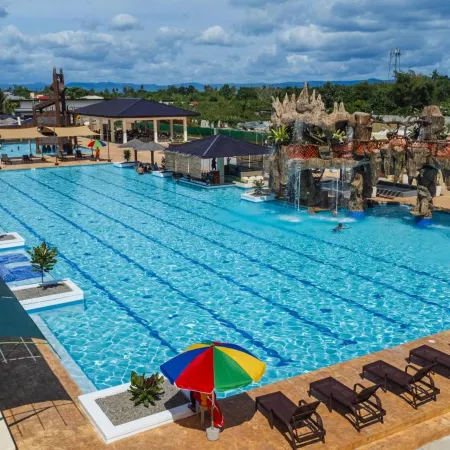 Port Royale Waterpark Resort Tacloban
