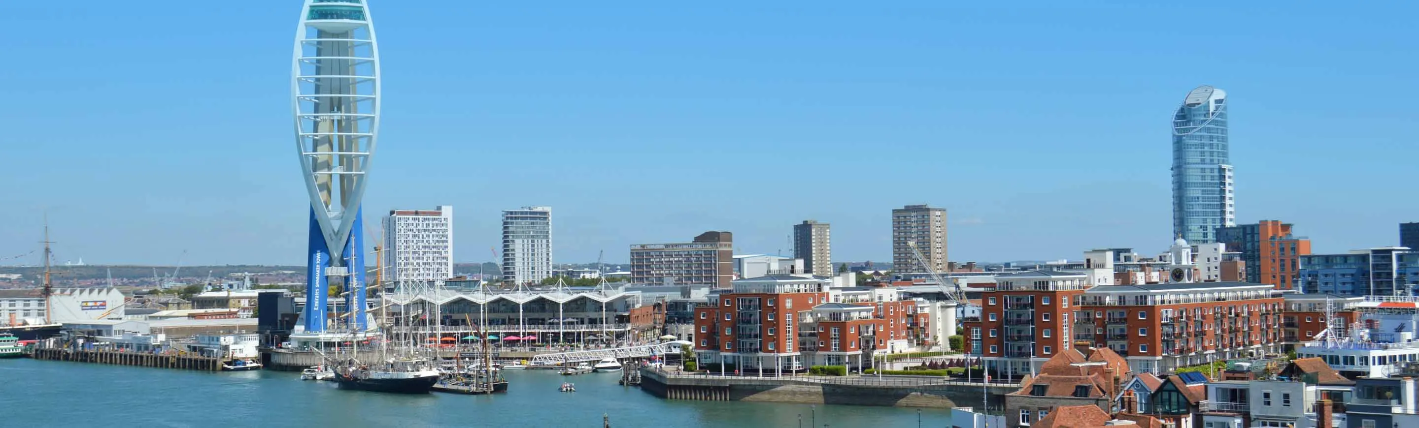 Kereta Api dari Hove ke Portsmouth & Southsea Mulai dari Rp 441.785