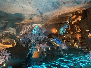 Qingyun Cave · Nine Songs in the Clouds