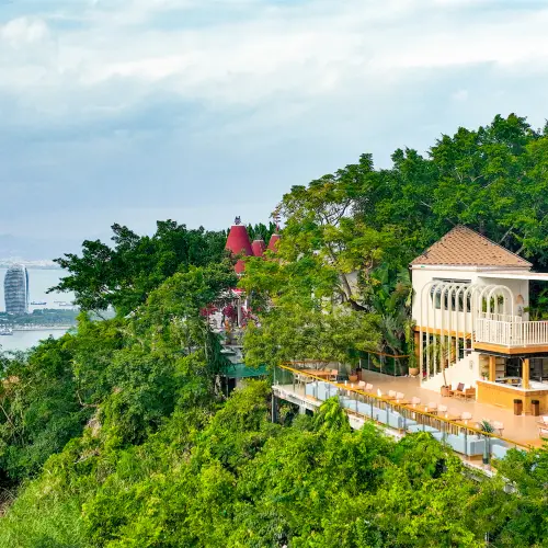 鹿回頭風景區