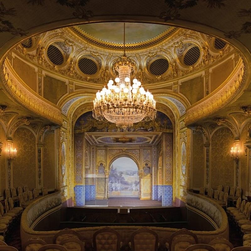 法國巴黎+凡爾賽宮+凡爾賽宮花園+楓丹白露宮一日遊