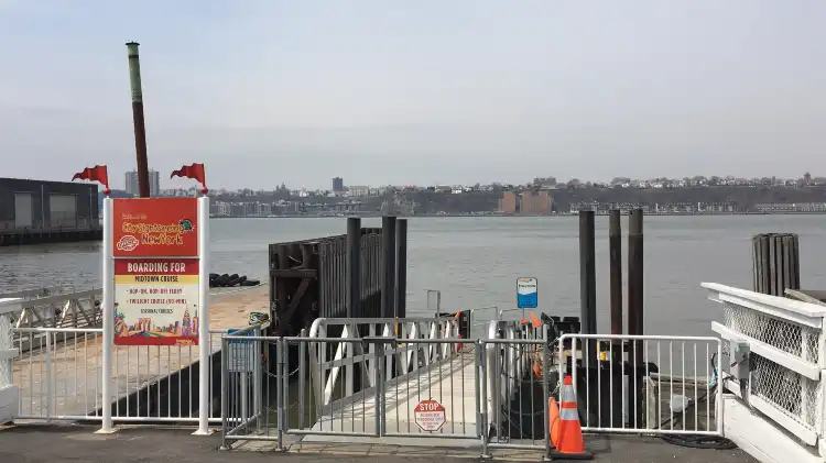 Hotels near Pier 78 at Hudson River Park