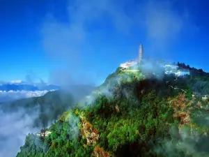 雞足山