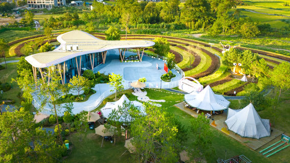 Fairy Flower Valley · Flower Paradise