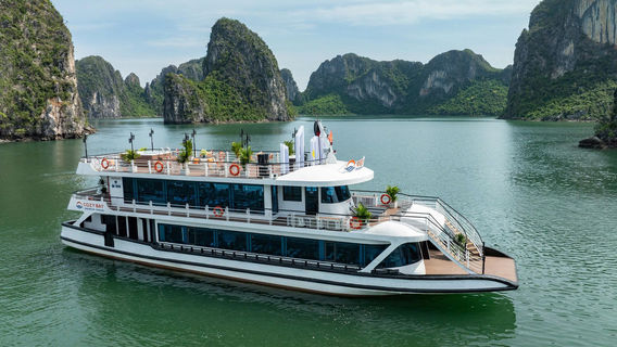 Cozy Cruise Halong Bay